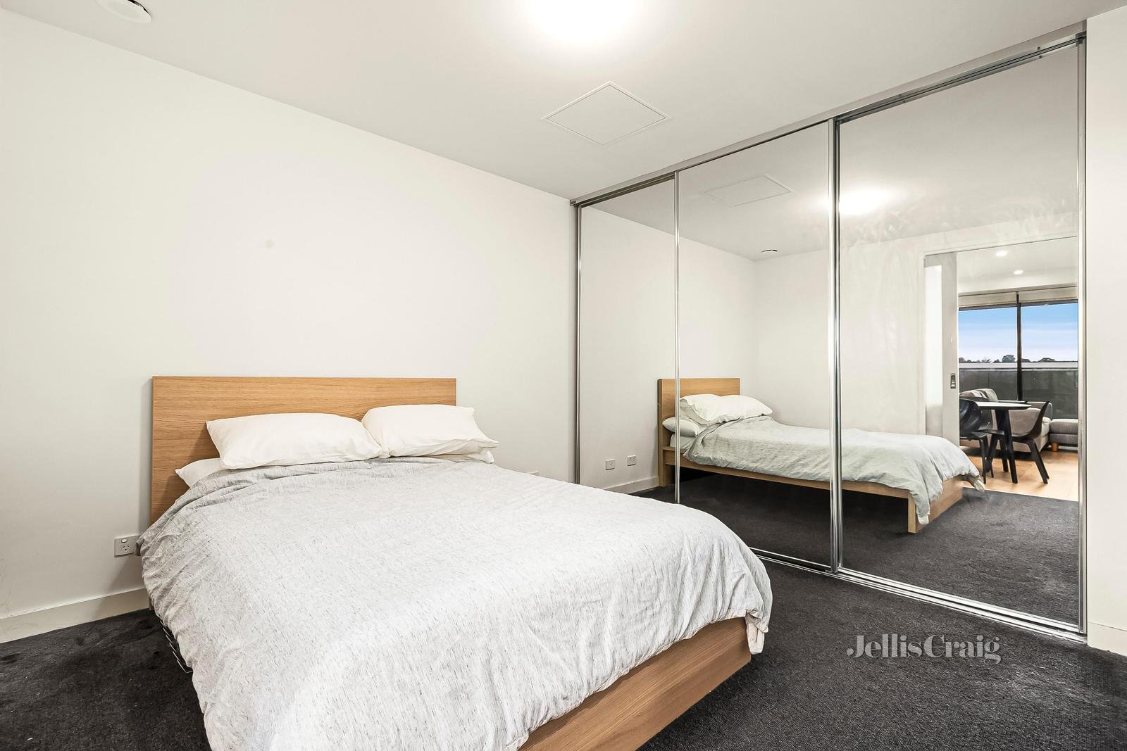 603/5-7 Montrose Street, Hawthorn East image 3