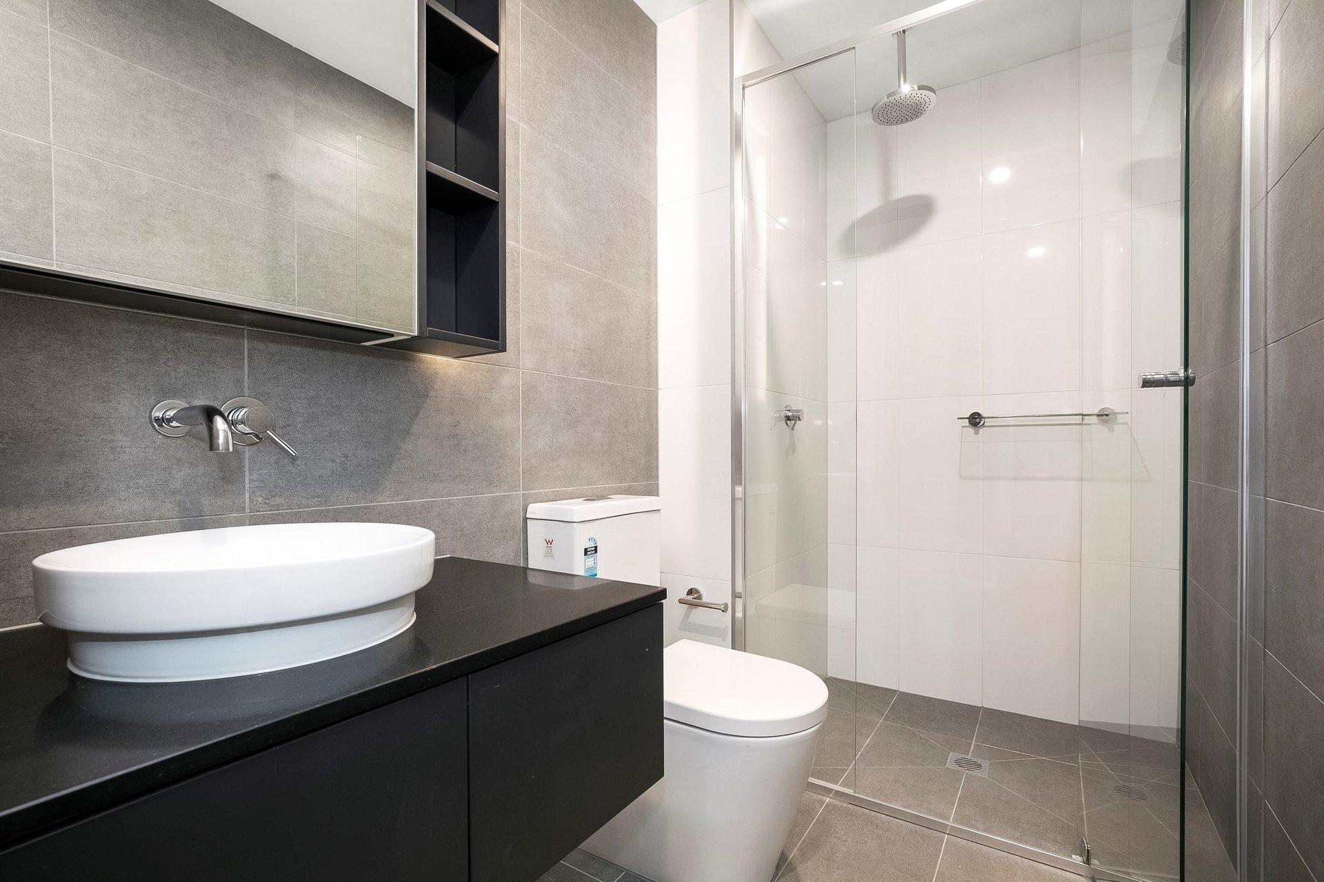 Property Gallery Thumbnail 3