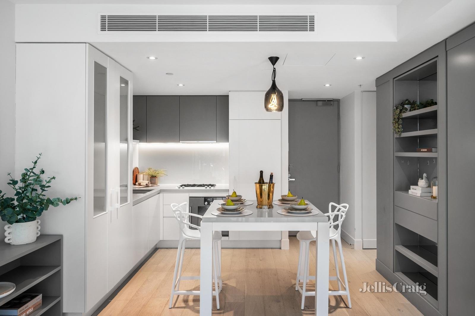 604/18 Coppin Street, Richmond image 4