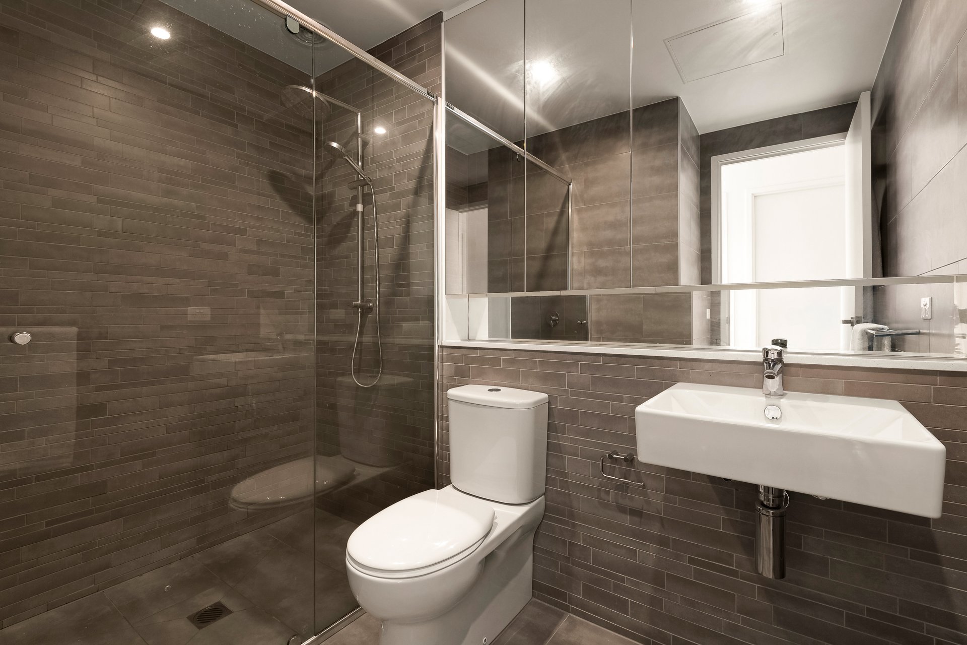 Property Gallery Thumbnail 4