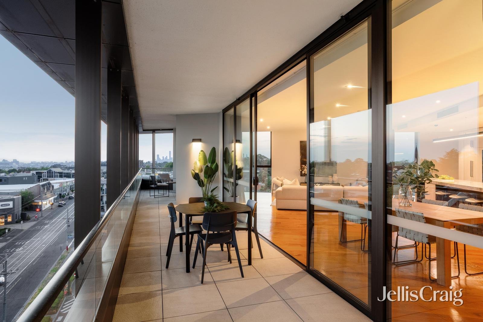 605/369 High Street, Kew image 3