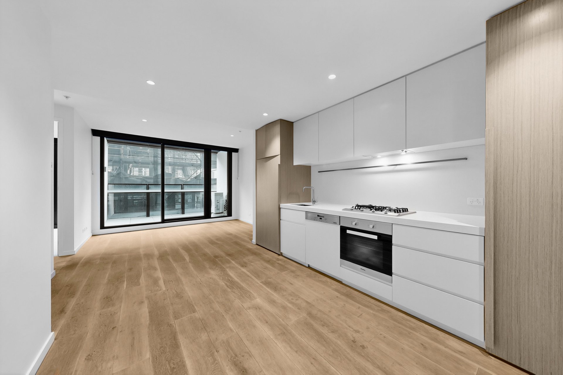 605 / 450 St Kilda Road Melbourne