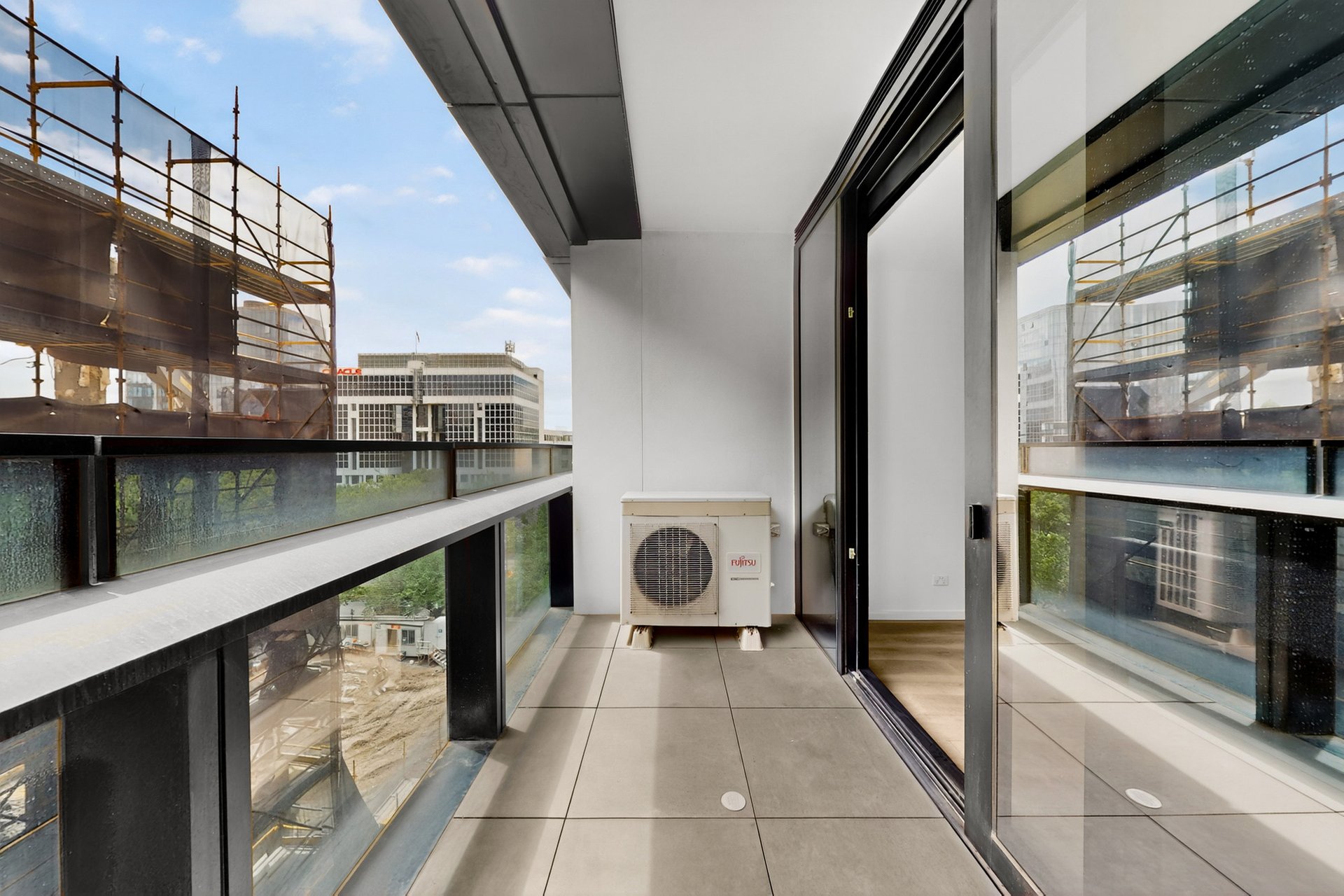 605 / 450 St Kilda Road Melbourne