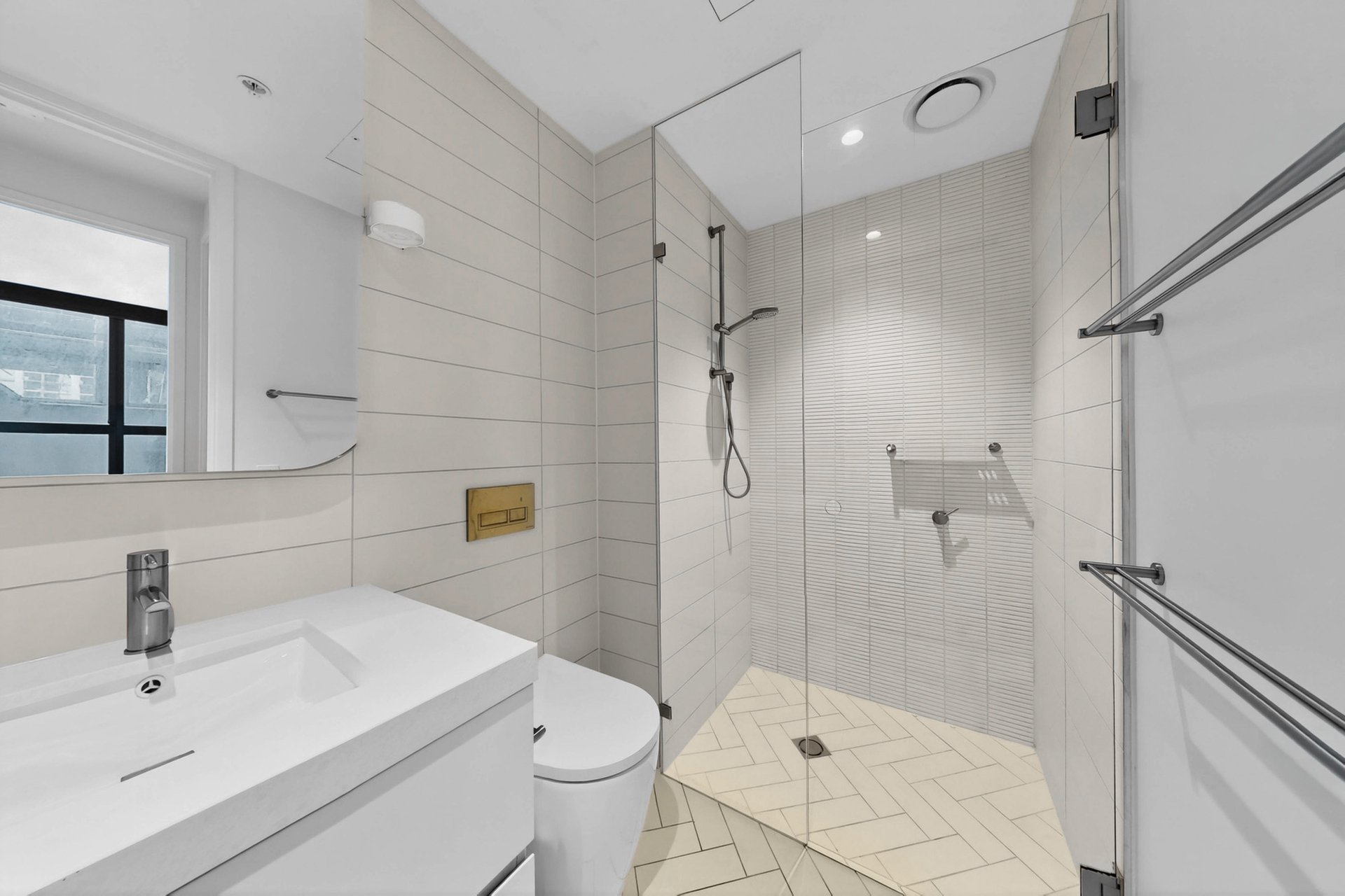 605 / 450 St Kilda Road Melbourne