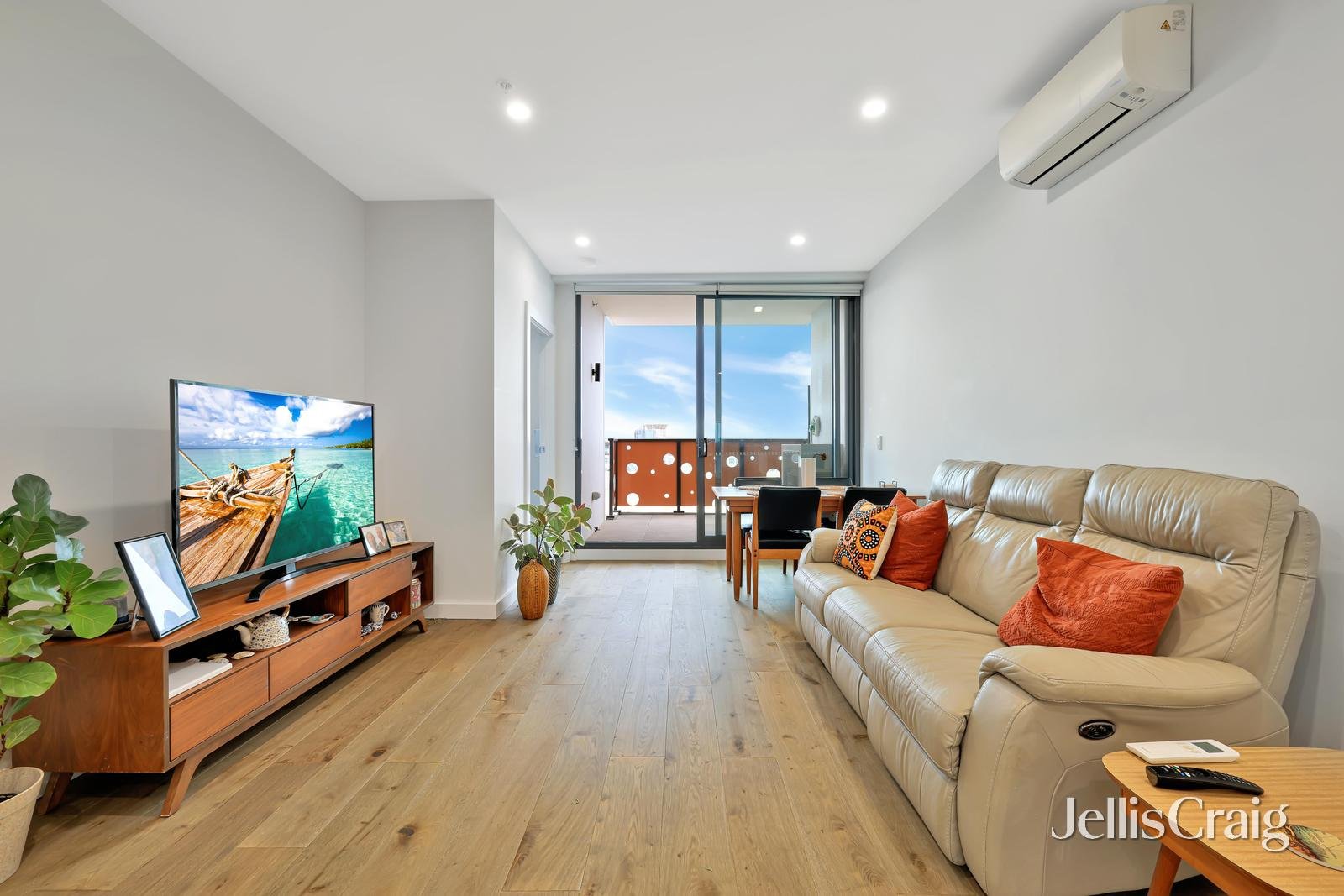 605/54 Montclair Avenue, Glen&nbsp;Waverley image 2