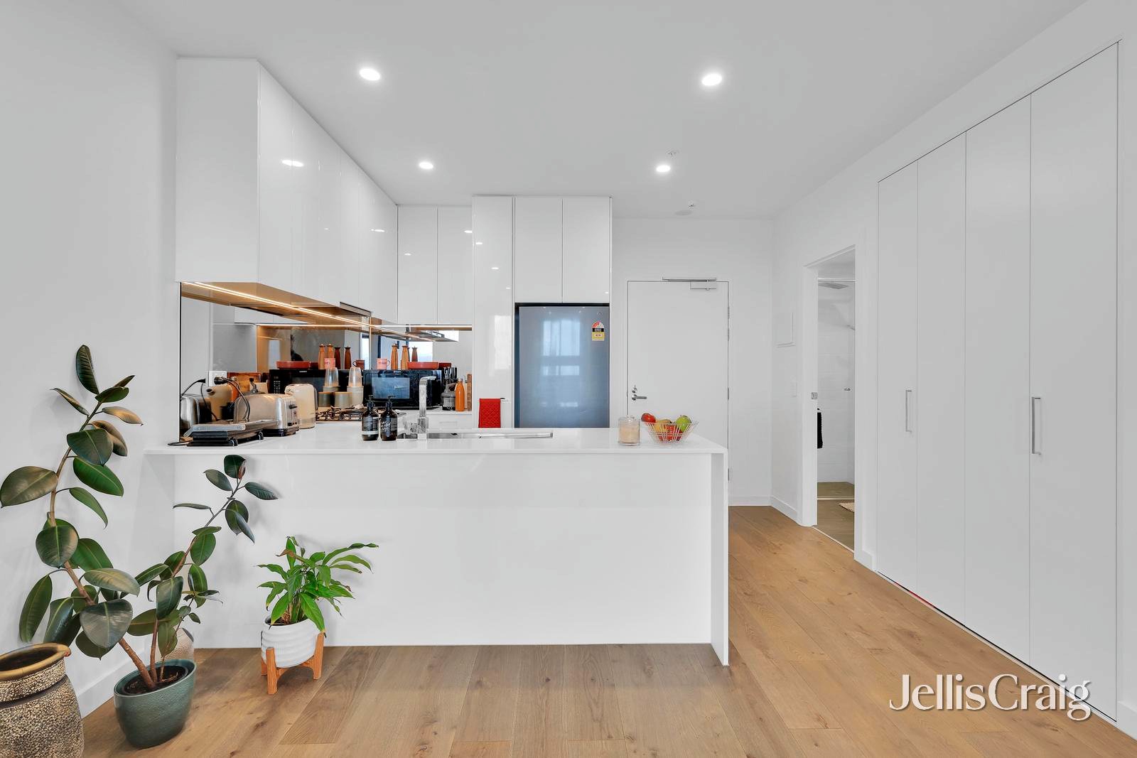 605/54 Montclair Avenue, Glen&nbsp;Waverley image 4