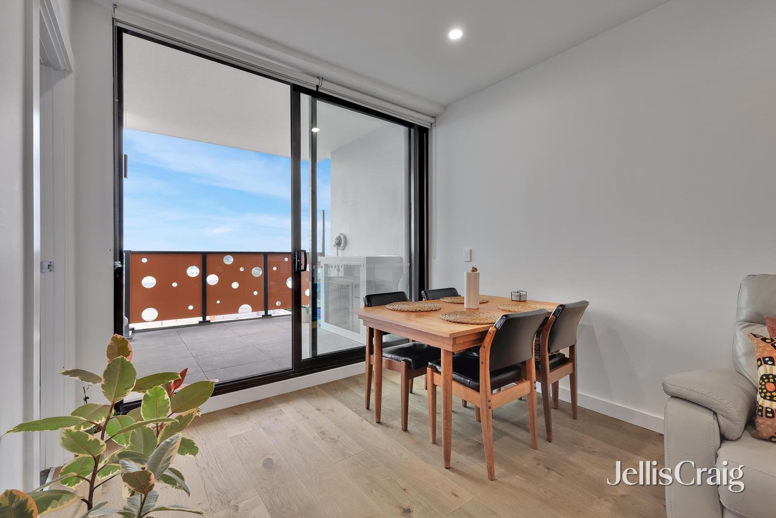 605/54 Montclair Avenue, Glen&nbsp;Waverley image 5