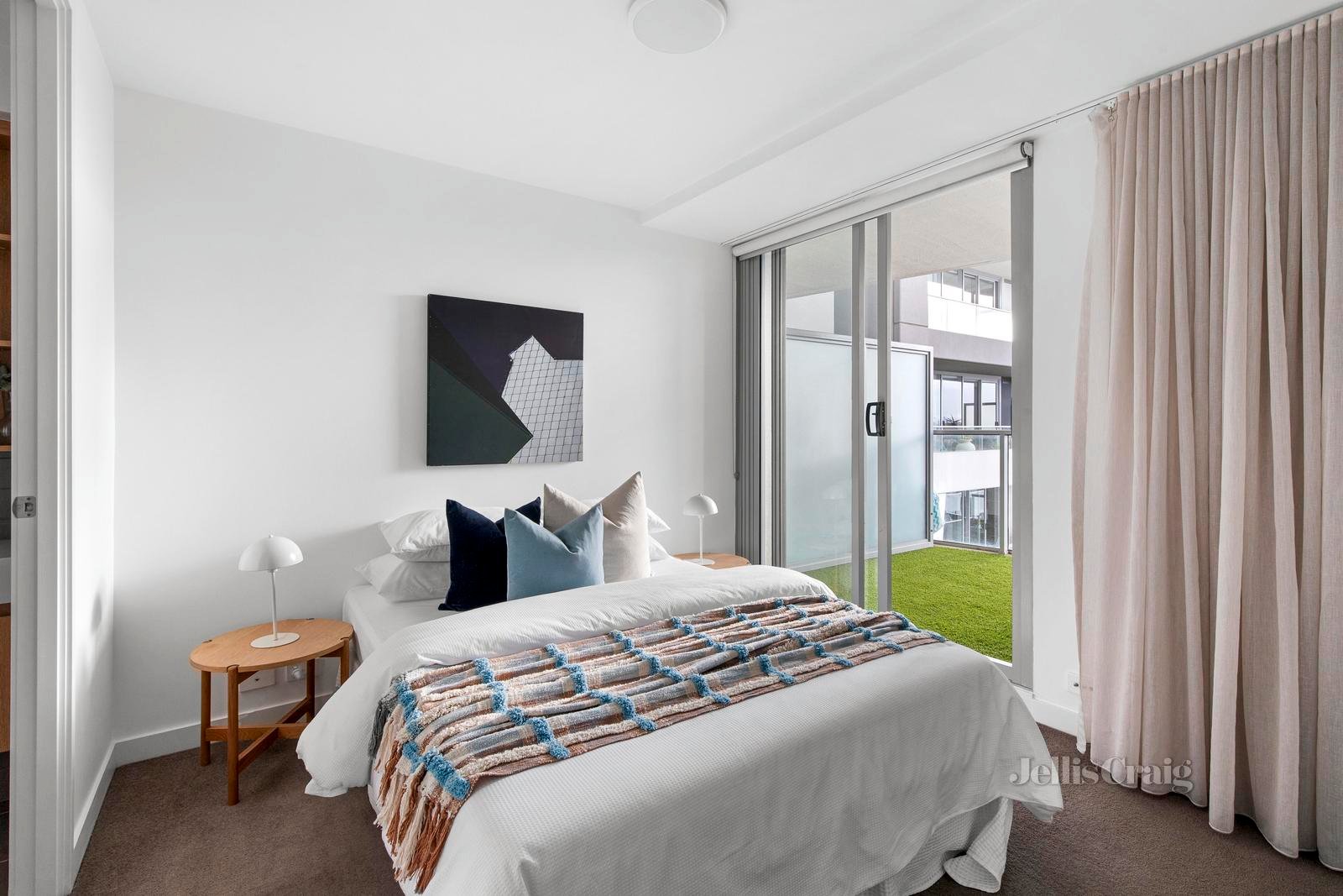 606/101 Bay Street, Port Melbourne image 14