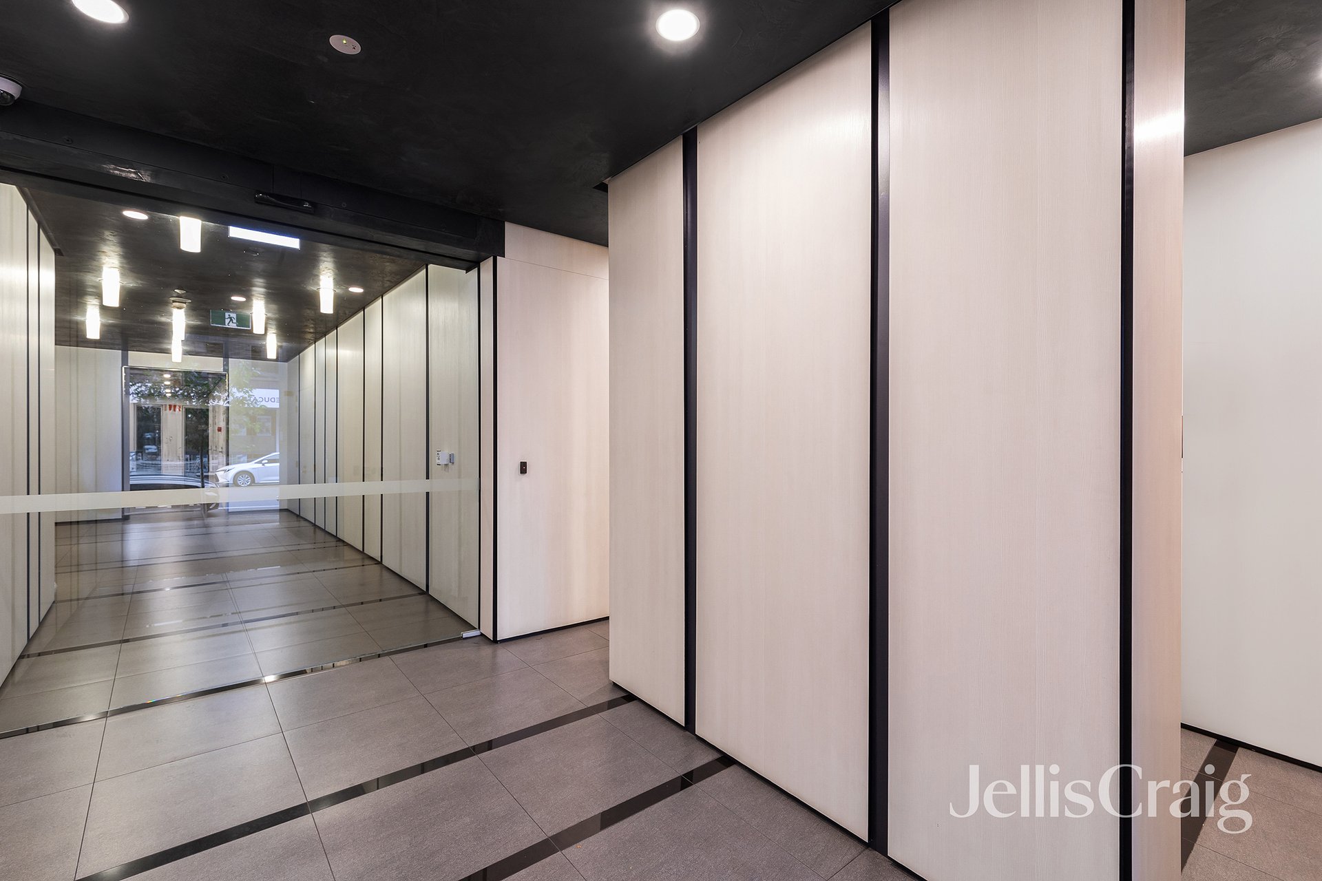 607/120 Burgundy Street, Heidelberg image 3