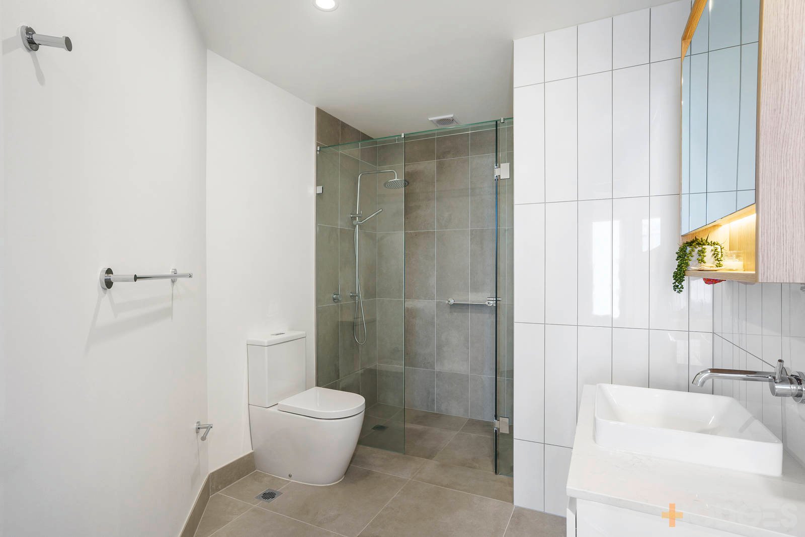 607 / 18 Malone Street Geelong
