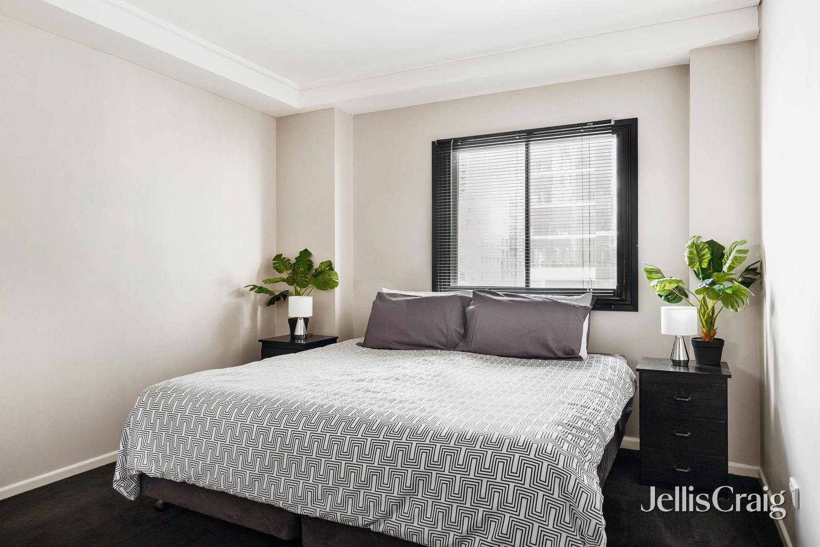 607/181 Exhibition Street, Melbourne image 3