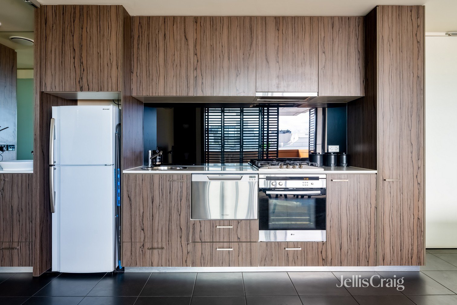 607/1C Michael Street, Brunswick image 3