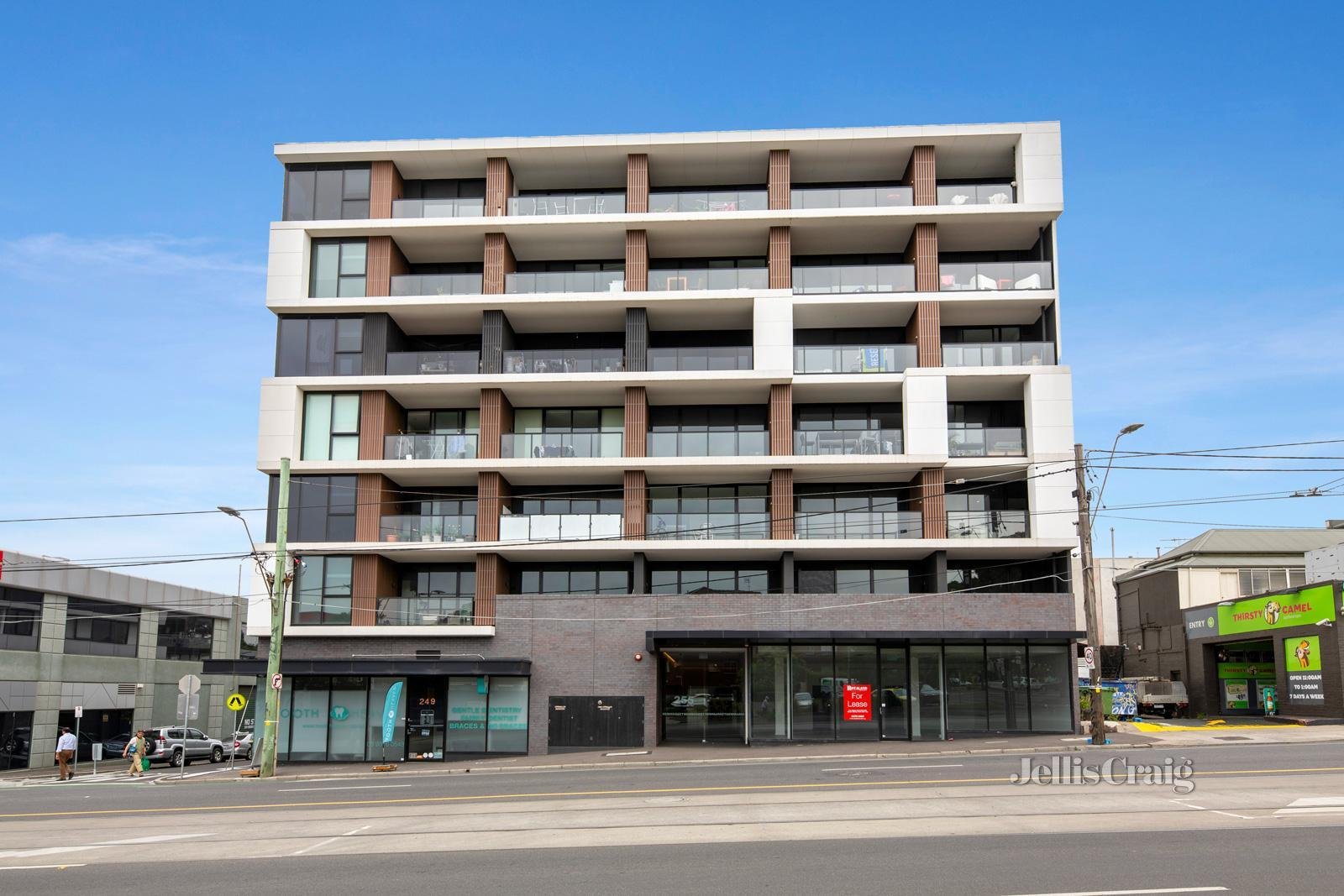 607/255 Racecourse Road, Kensington image 9