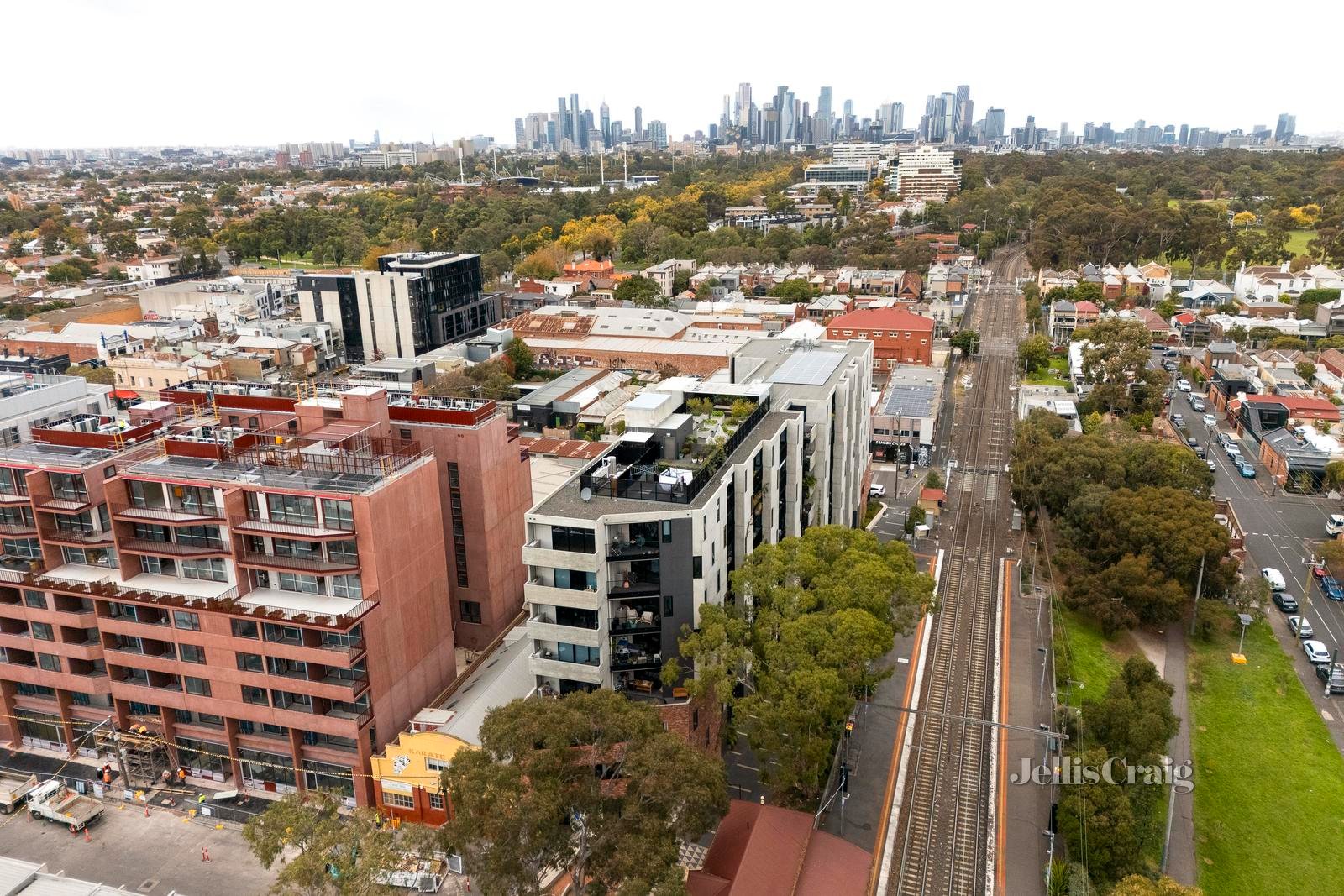 607/27 Wilson Avenue, Brunswick image 8