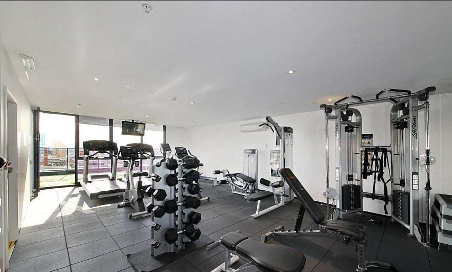607/32 Bray Street, South Yarra image 8