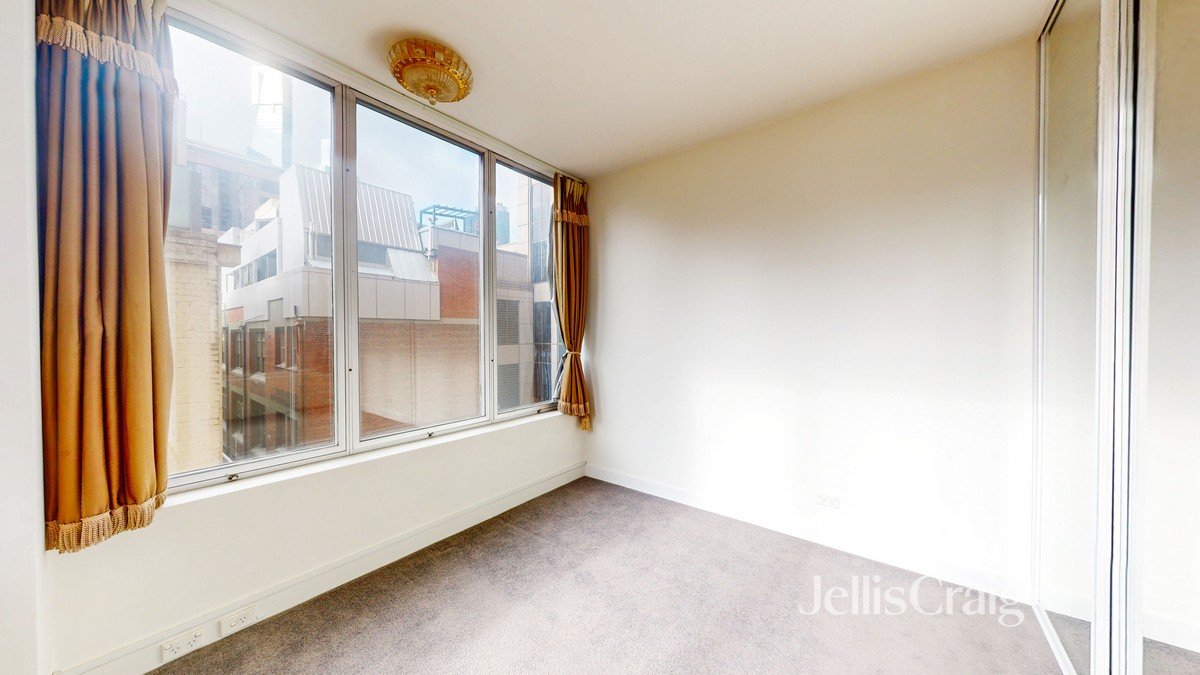 607/325 Collins Street, Melbourne image 9