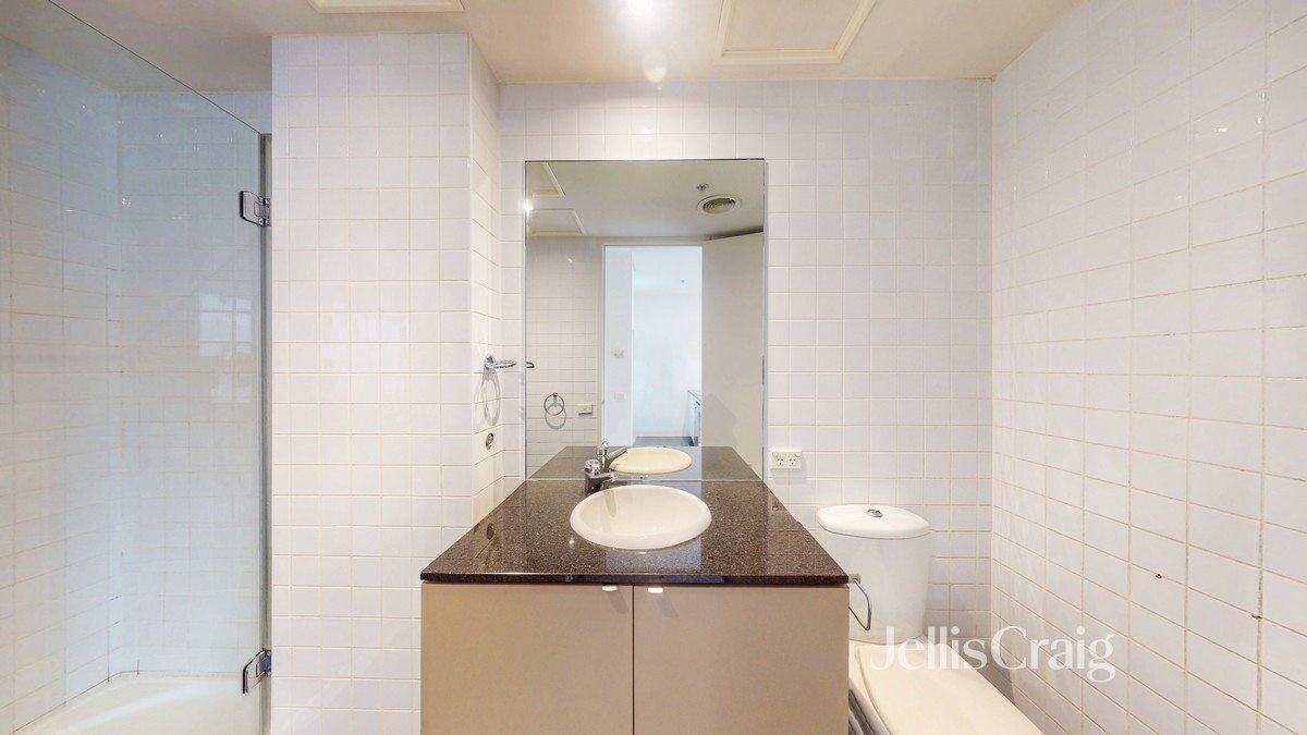 607/325 Collins Street, Melbourne image 11