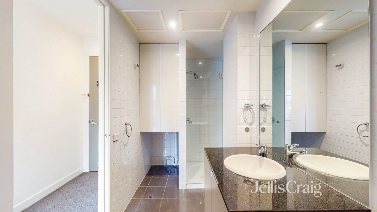 607/325 Collins Street, Melbourne image 13