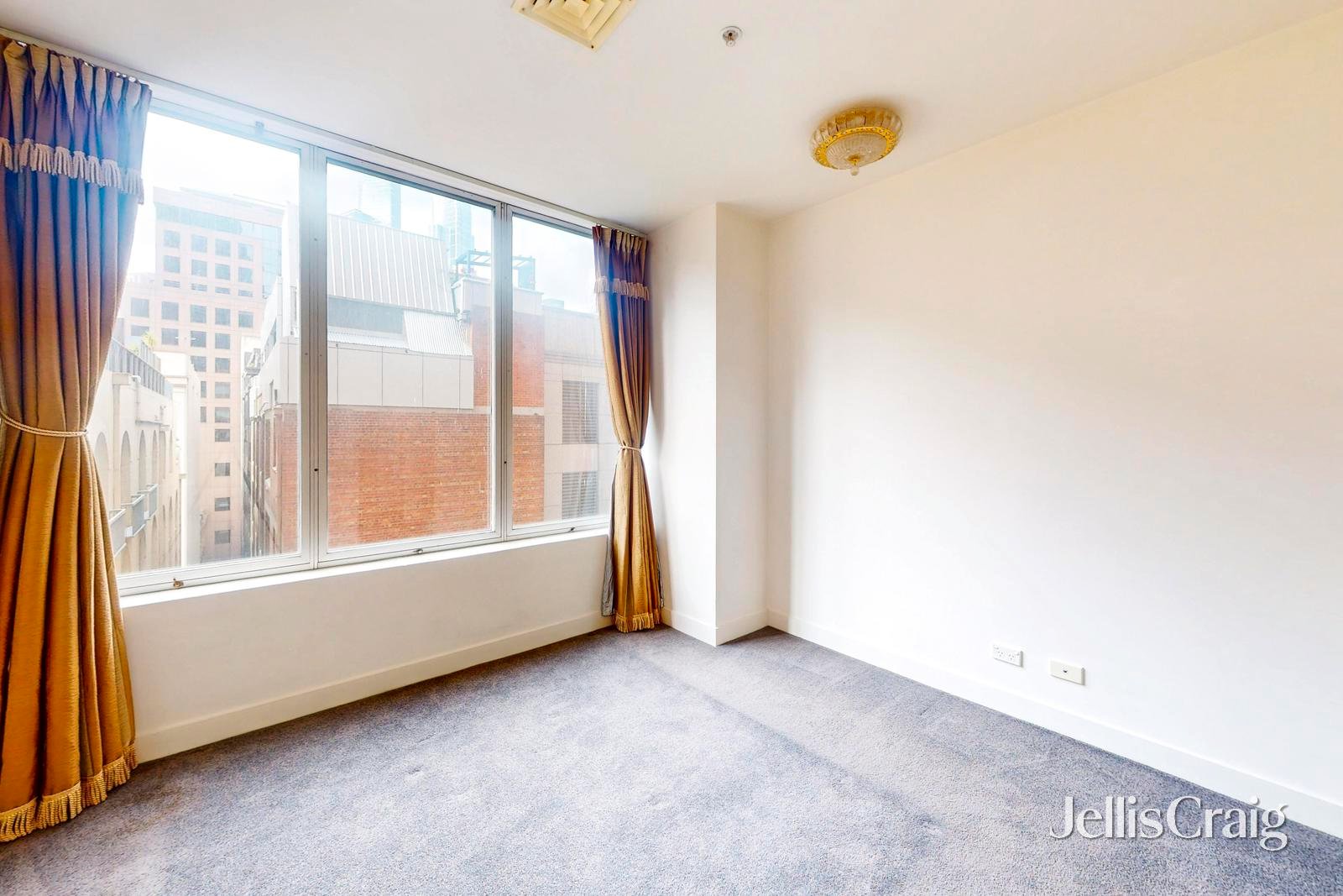 607/325 Collins Street, Melbourne image 9