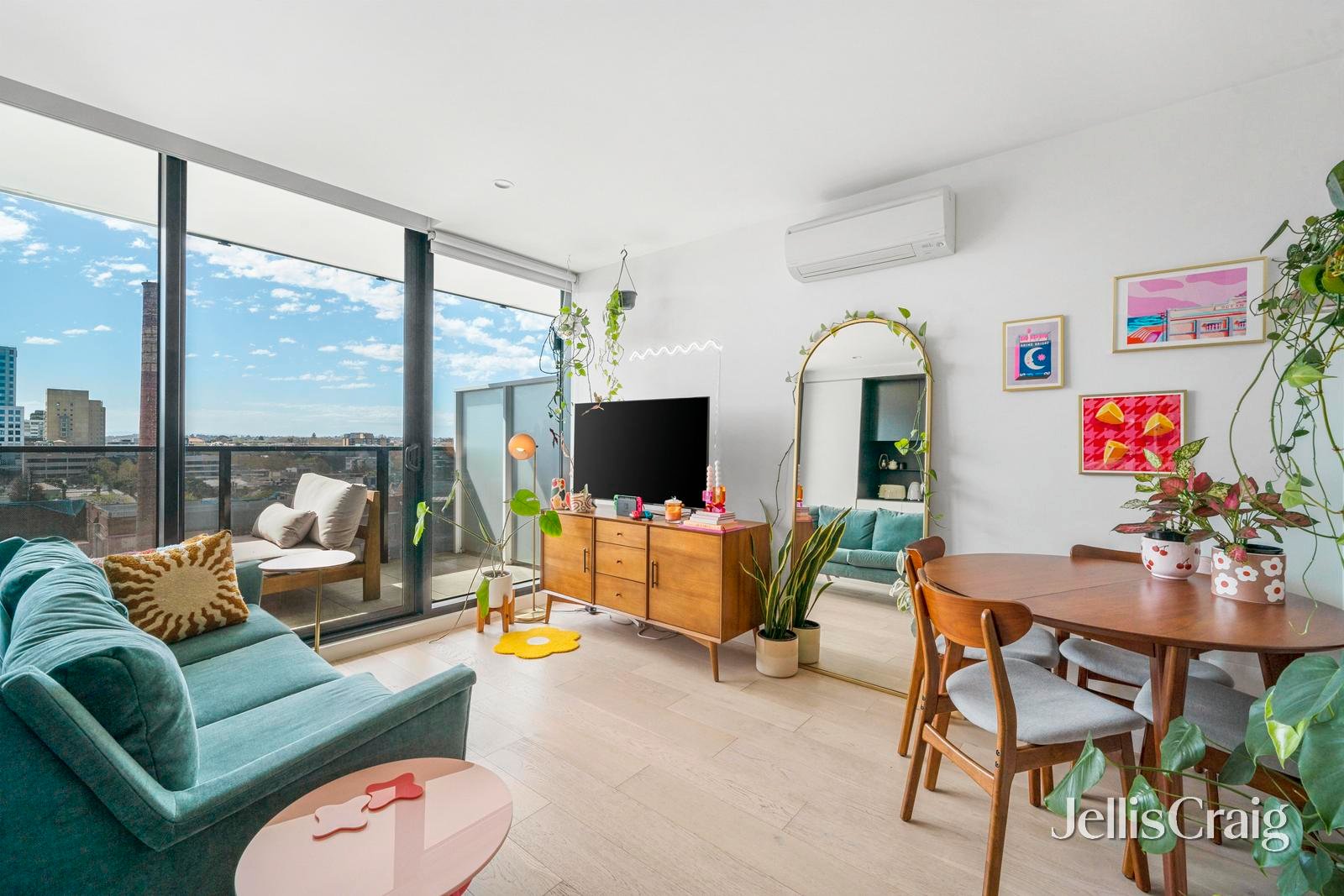 609/8 Garden Street, South Yarra image 1