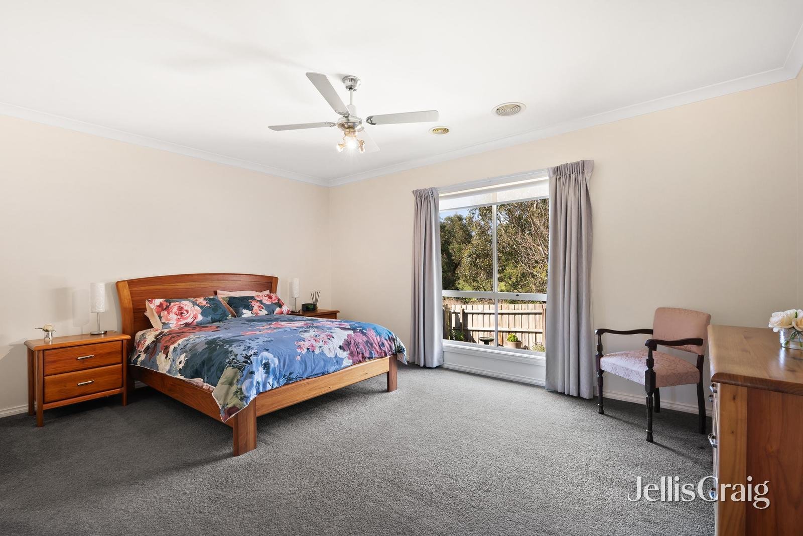 60a Hawthory Road, Kilsyth image 6