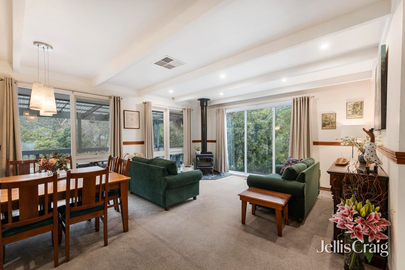 61-63 Kerr Crescent, Montrose image 2