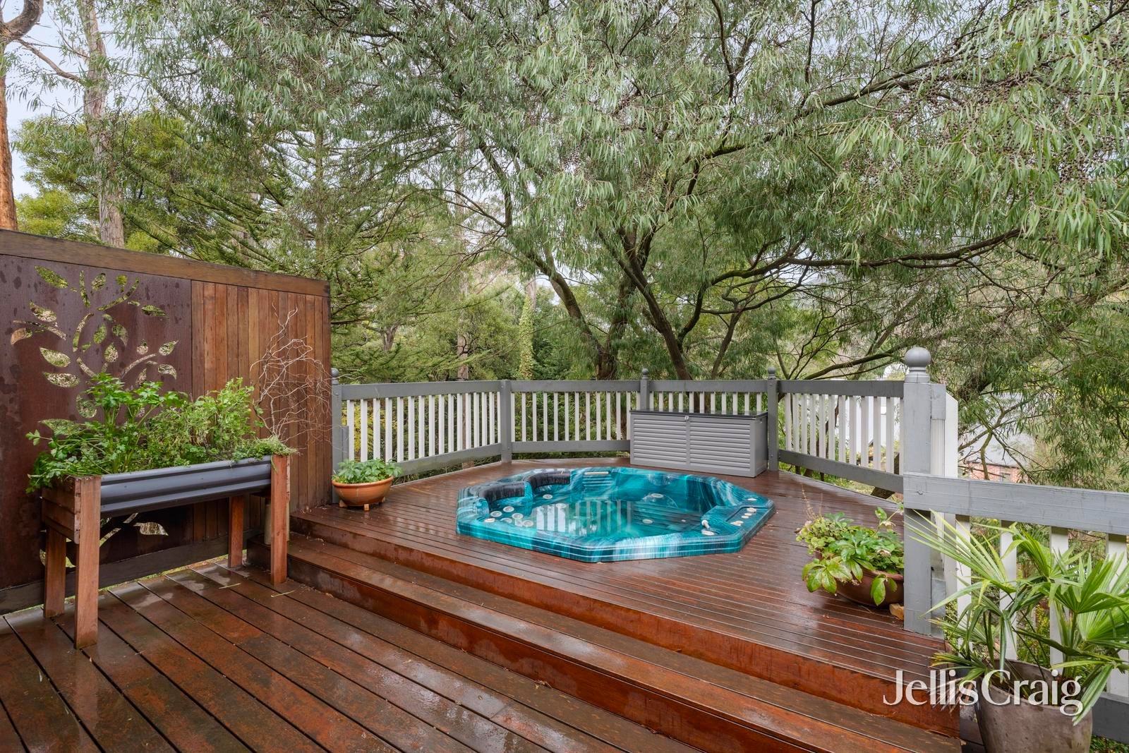 61-63 Kerr Crescent, Montrose image 10