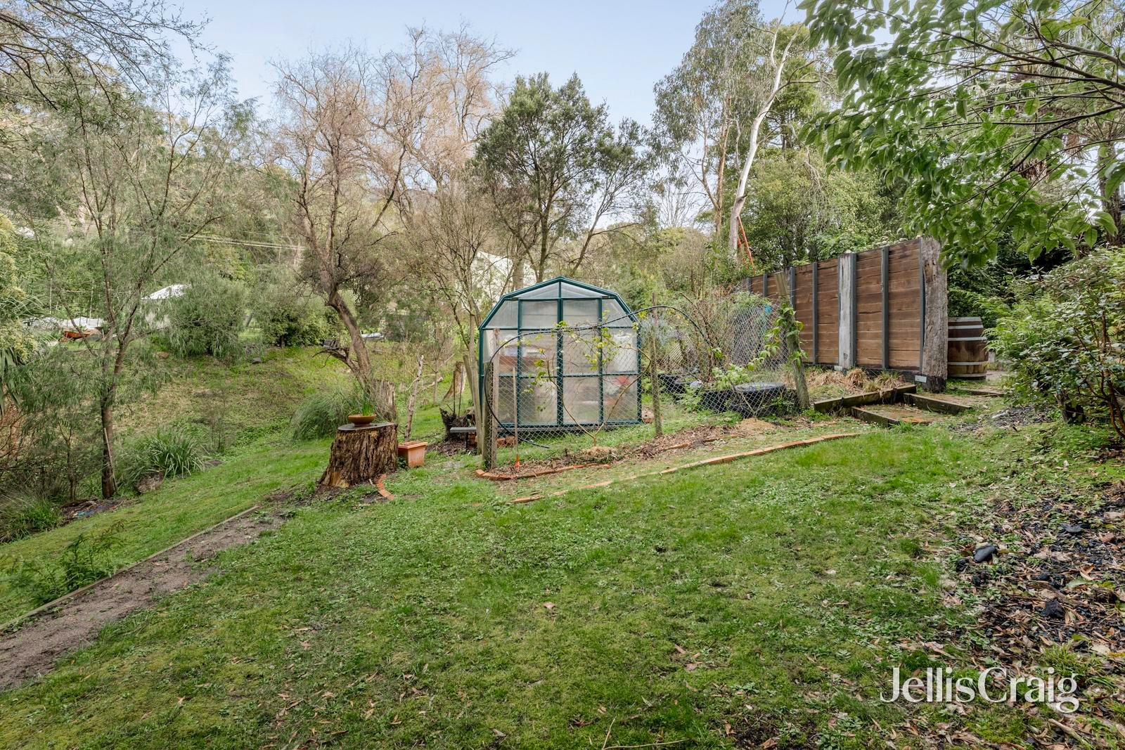 61-63 Kerr Crescent, Montrose image 12
