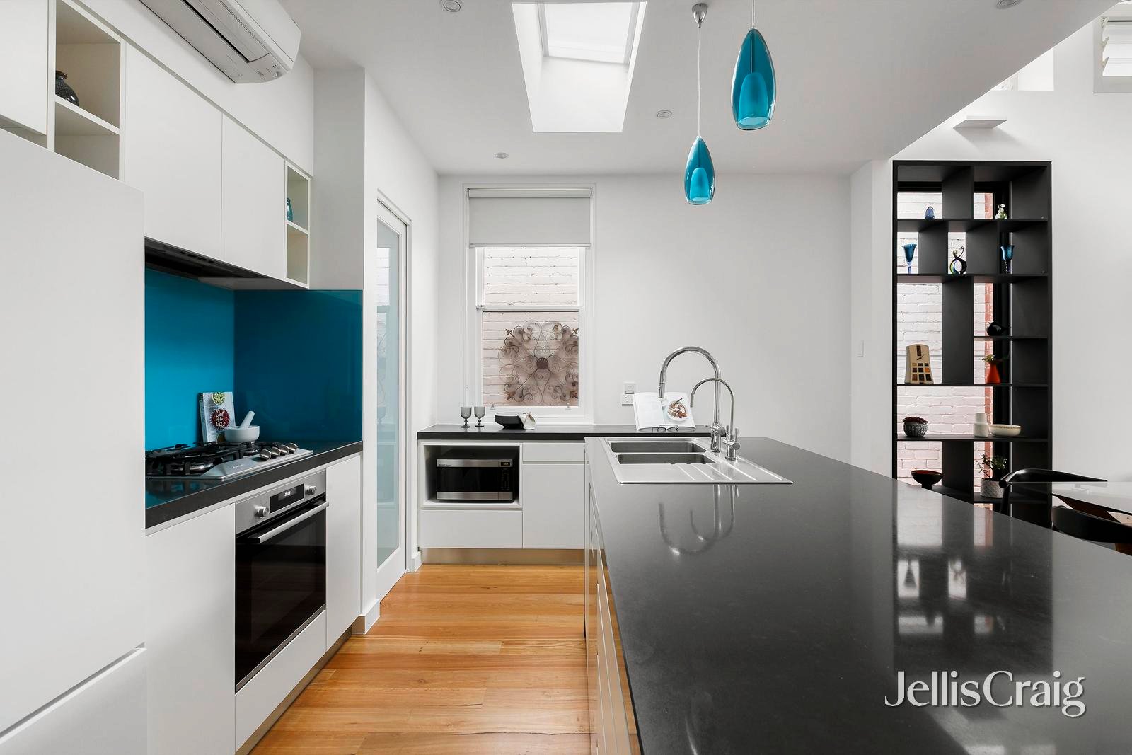 61 Addison Street, Elwood image 5