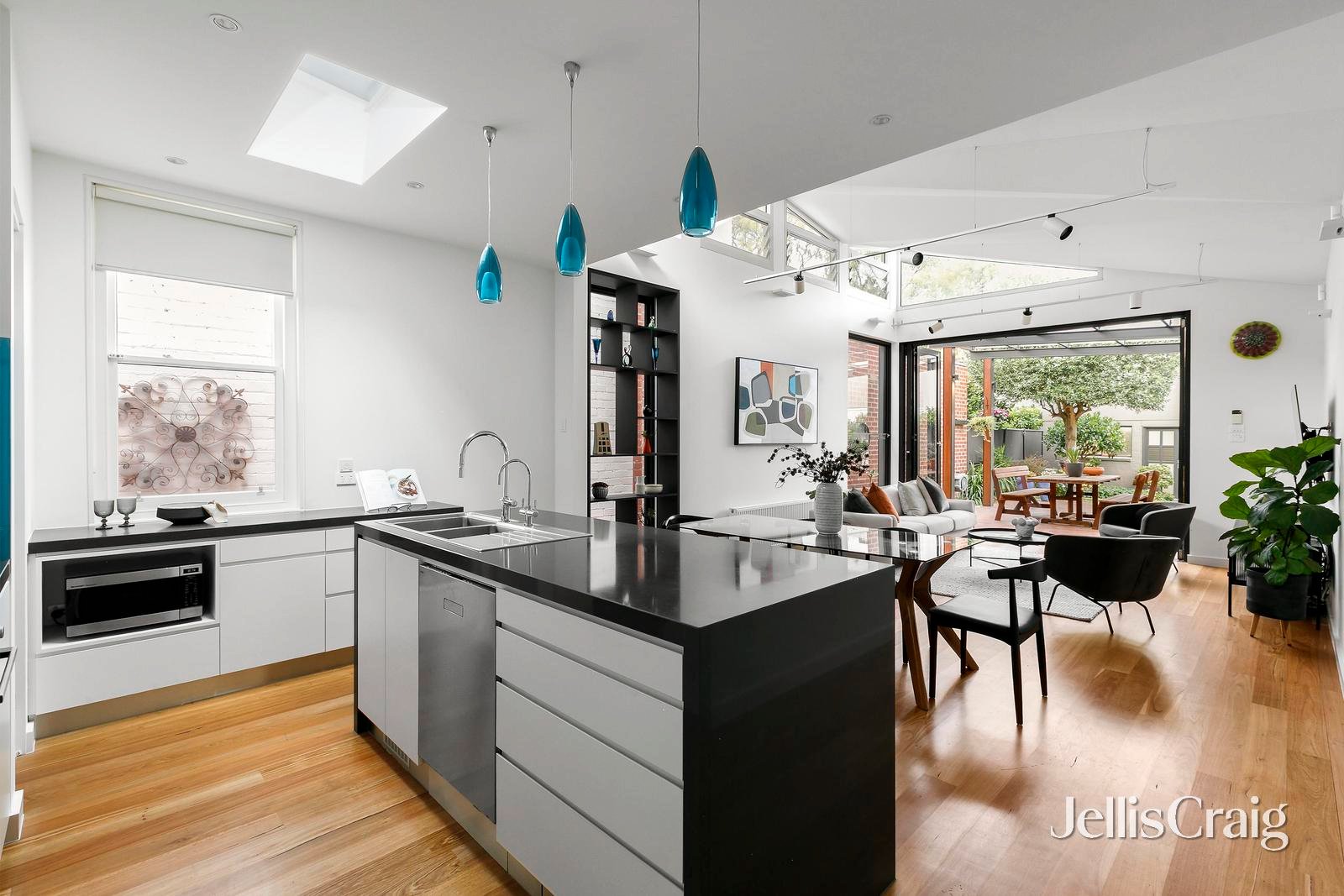 61 Addison Street, Elwood image 10