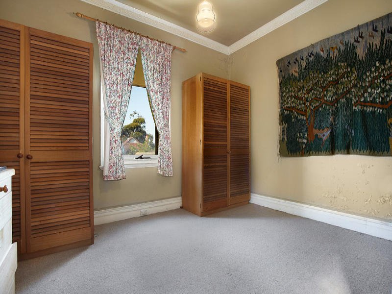 61 Ashworth Street, Albert Park image 4