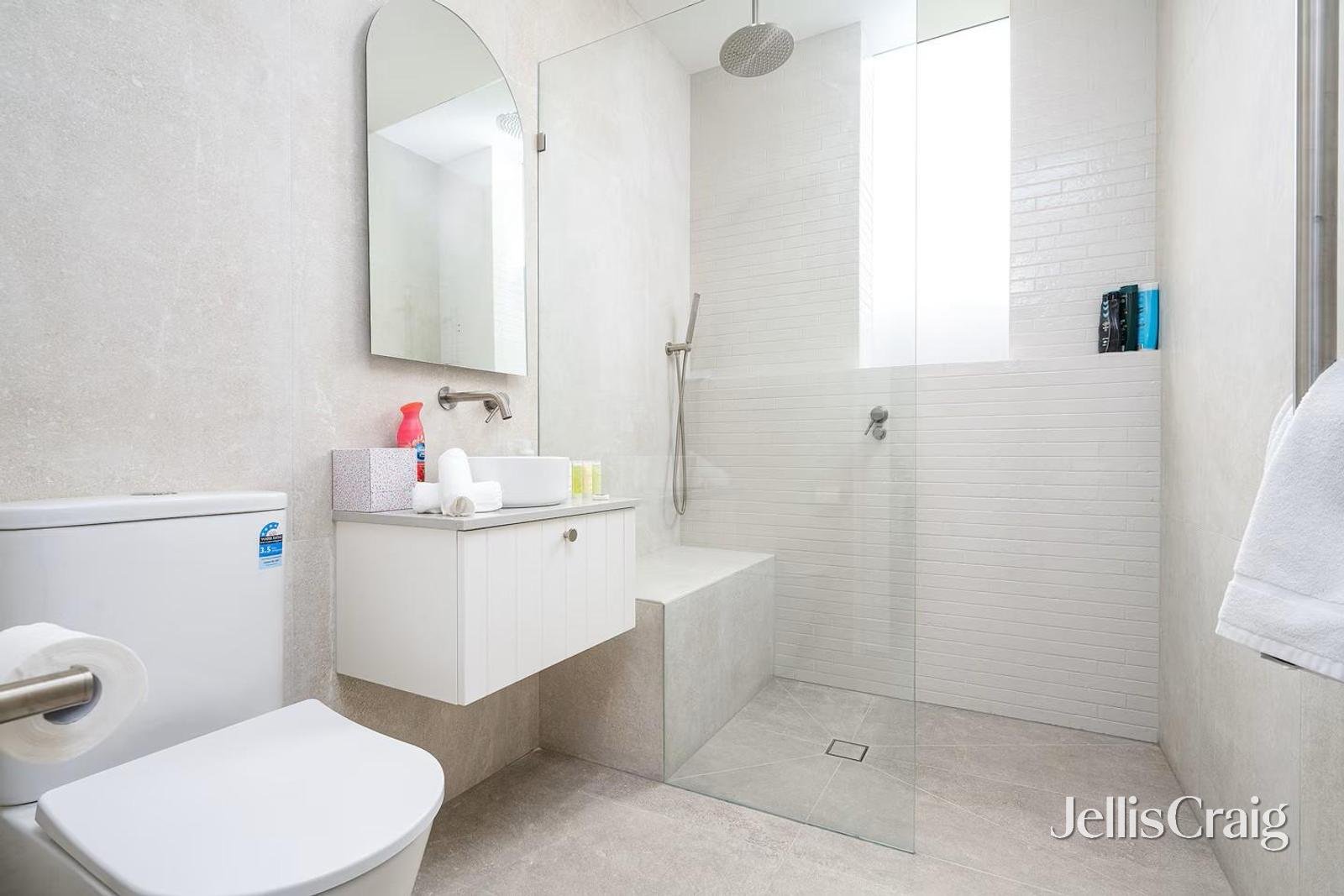 61 Ballarat Road, Footscray image 15