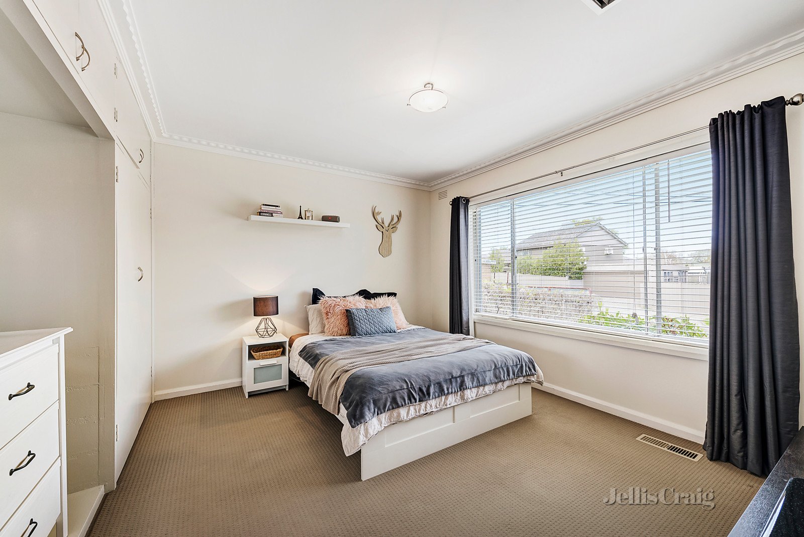 61 Bellevue Road, Bentleigh East image 2