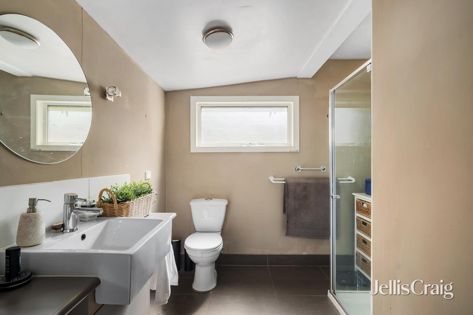 61 Blackwood Street, Carnegie image 8