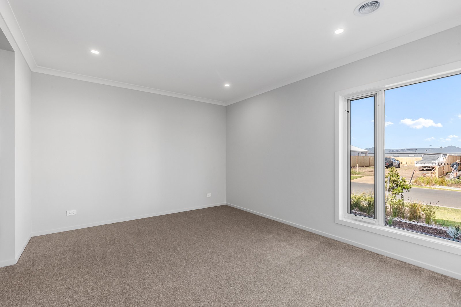 Property Gallery Thumbnail 5