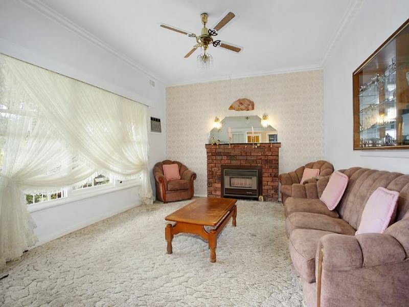 61 Clifton Street, Balwyn North image 2