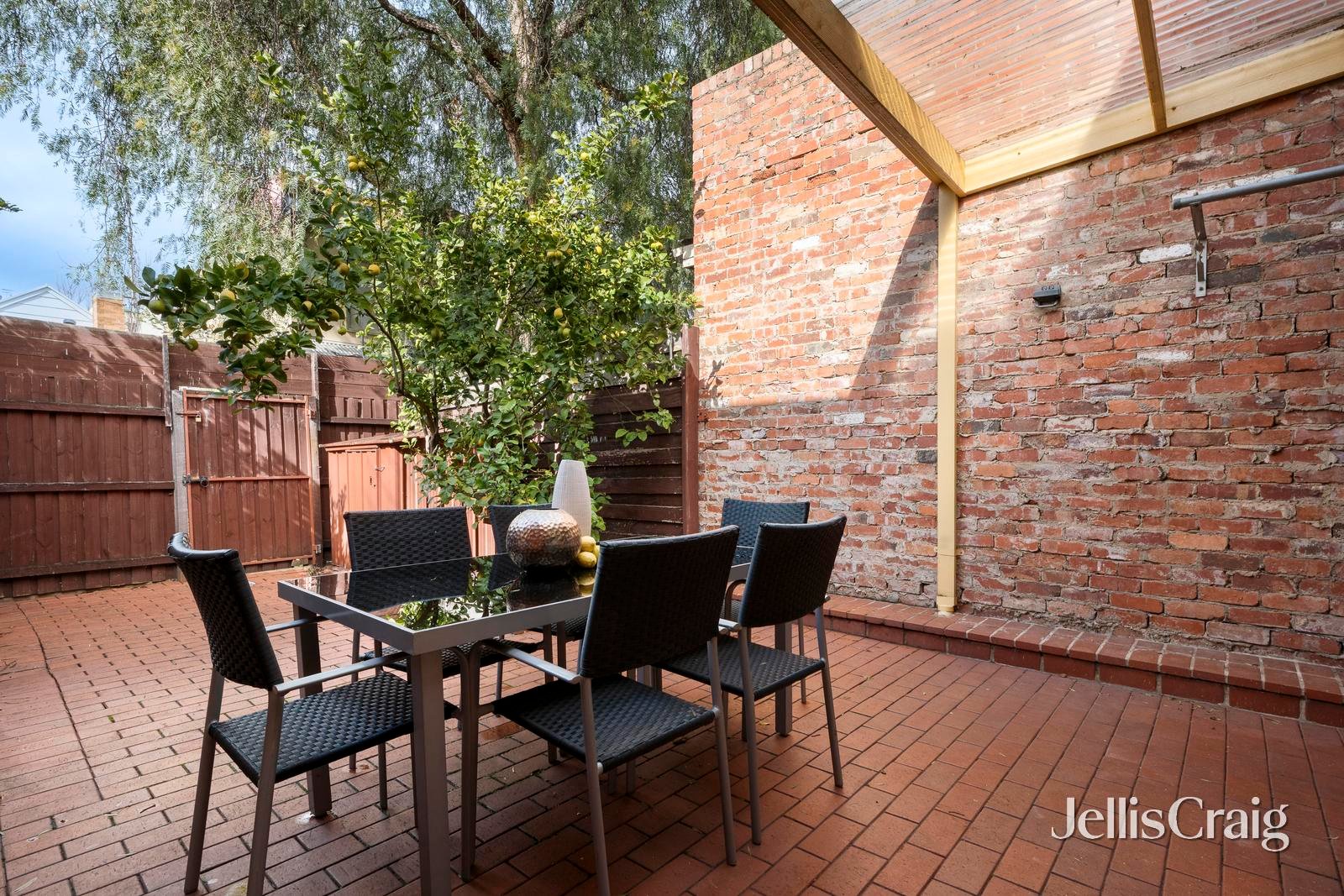 61 Cobden Street, South Melbourne image 9