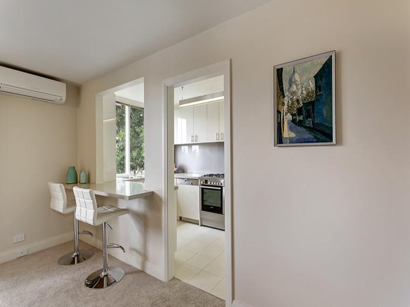 6/1 Coppin Grove, Hawthorn image 4