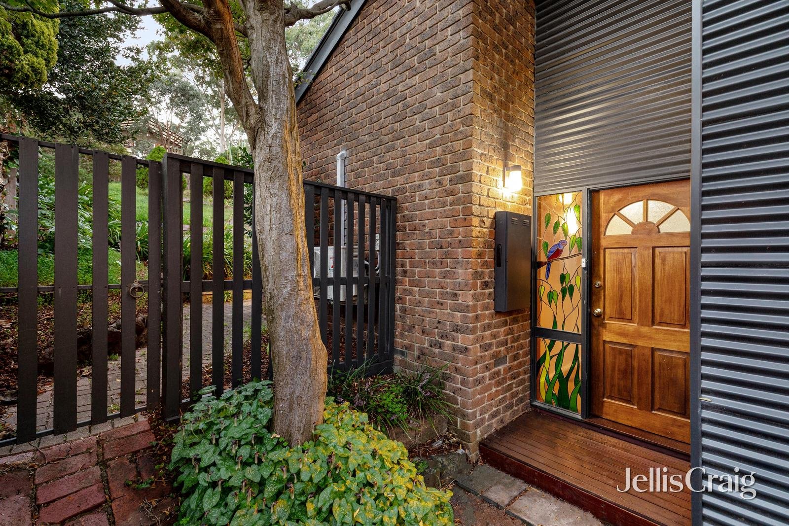 61 Cressy Street, Montmorency image 2