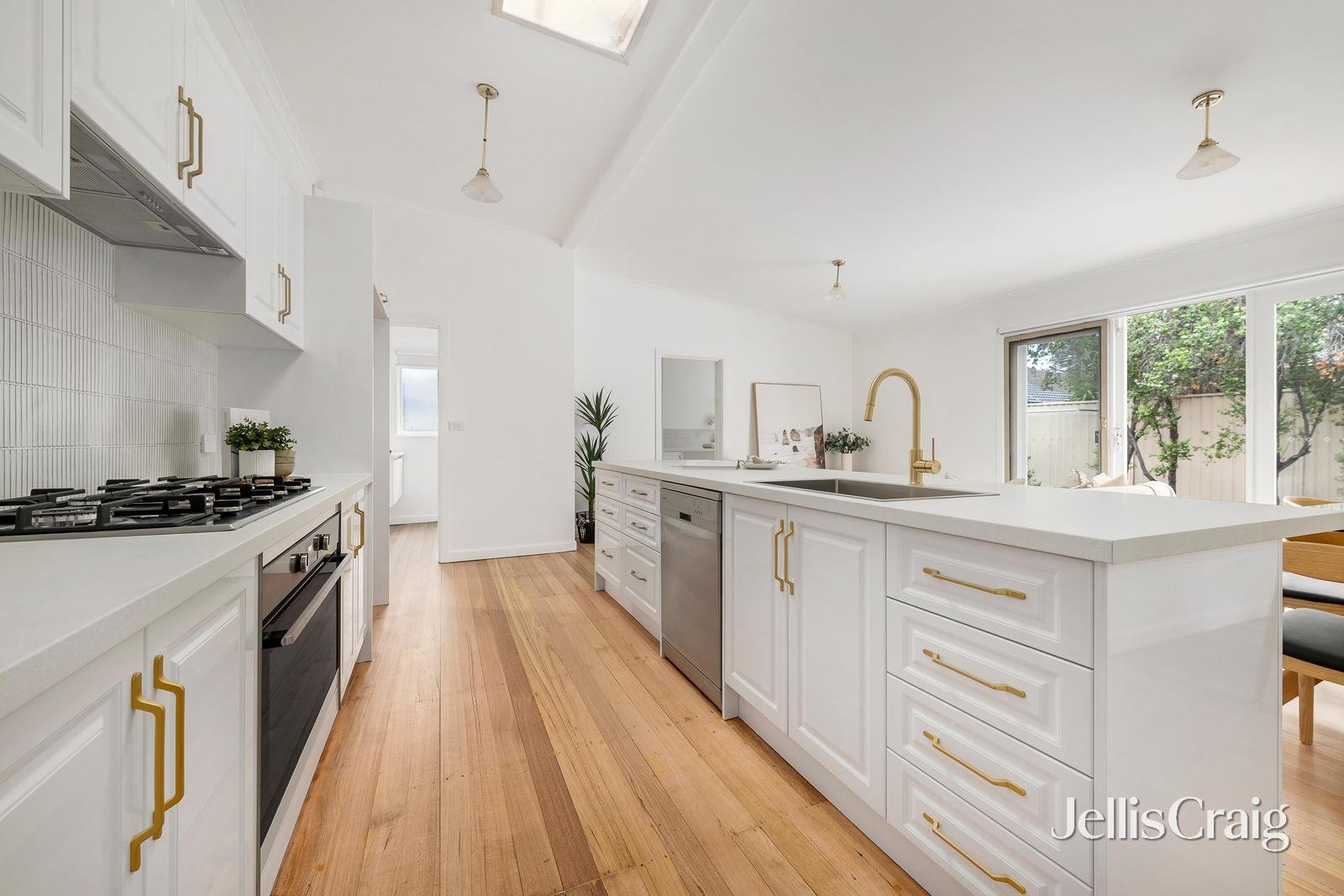 61 Elphinstone Street, West Footscray image 3
