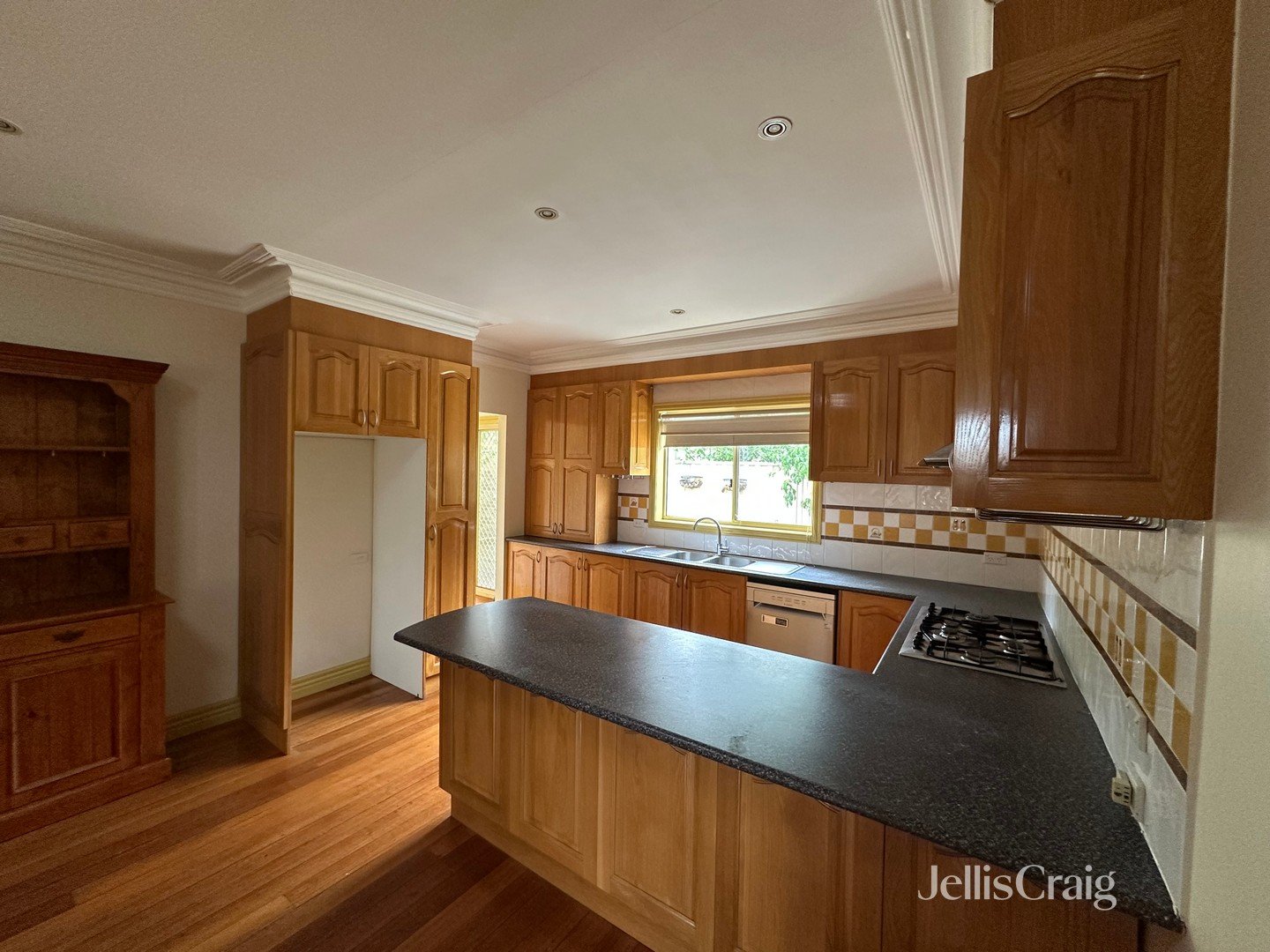 61 Fifth Avenue, Altona North image 6