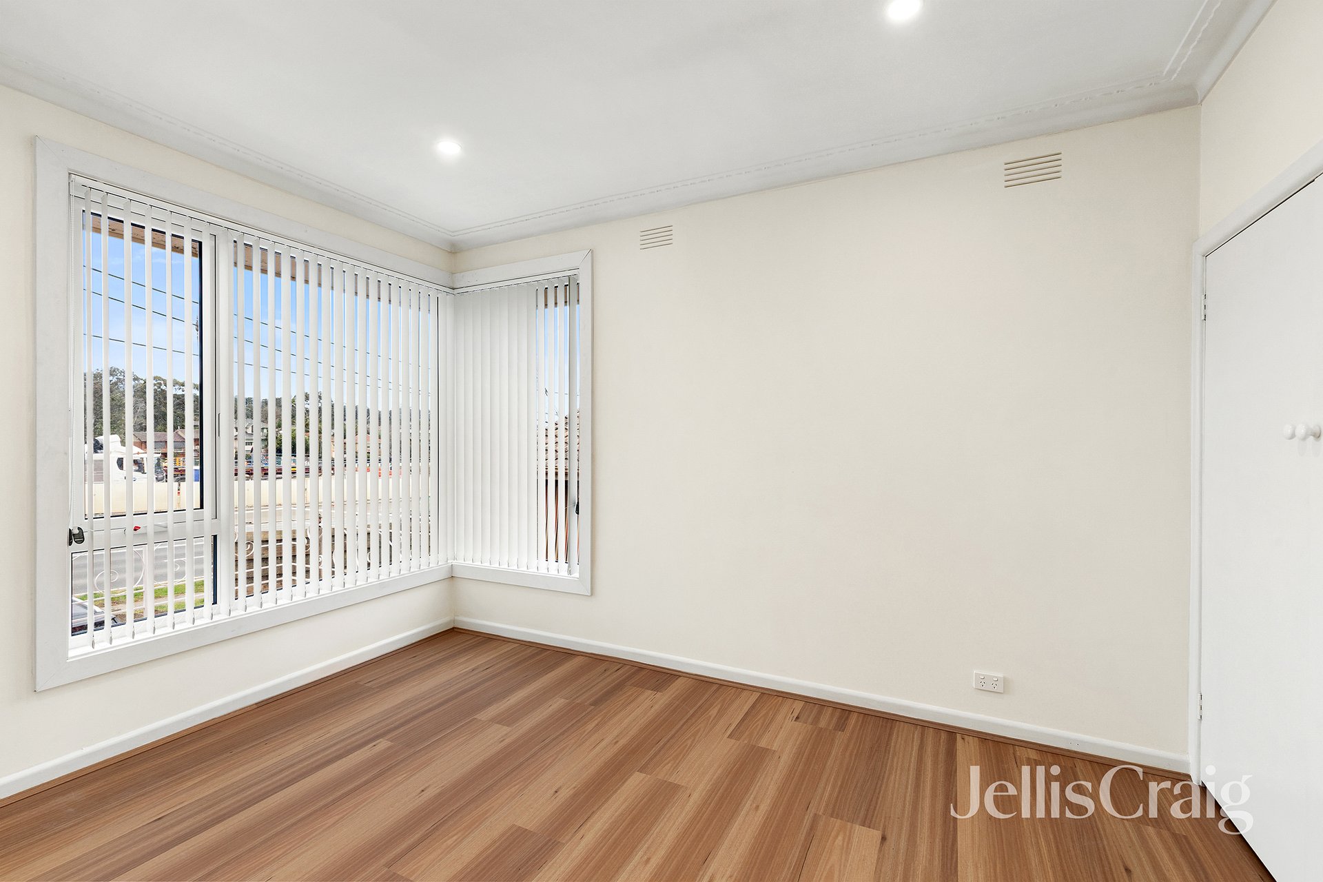 61 Greensborough Road, Macleod image 7
