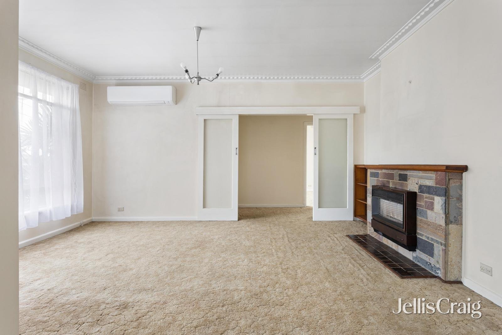 61 Greensborough Road, Macleod image 2