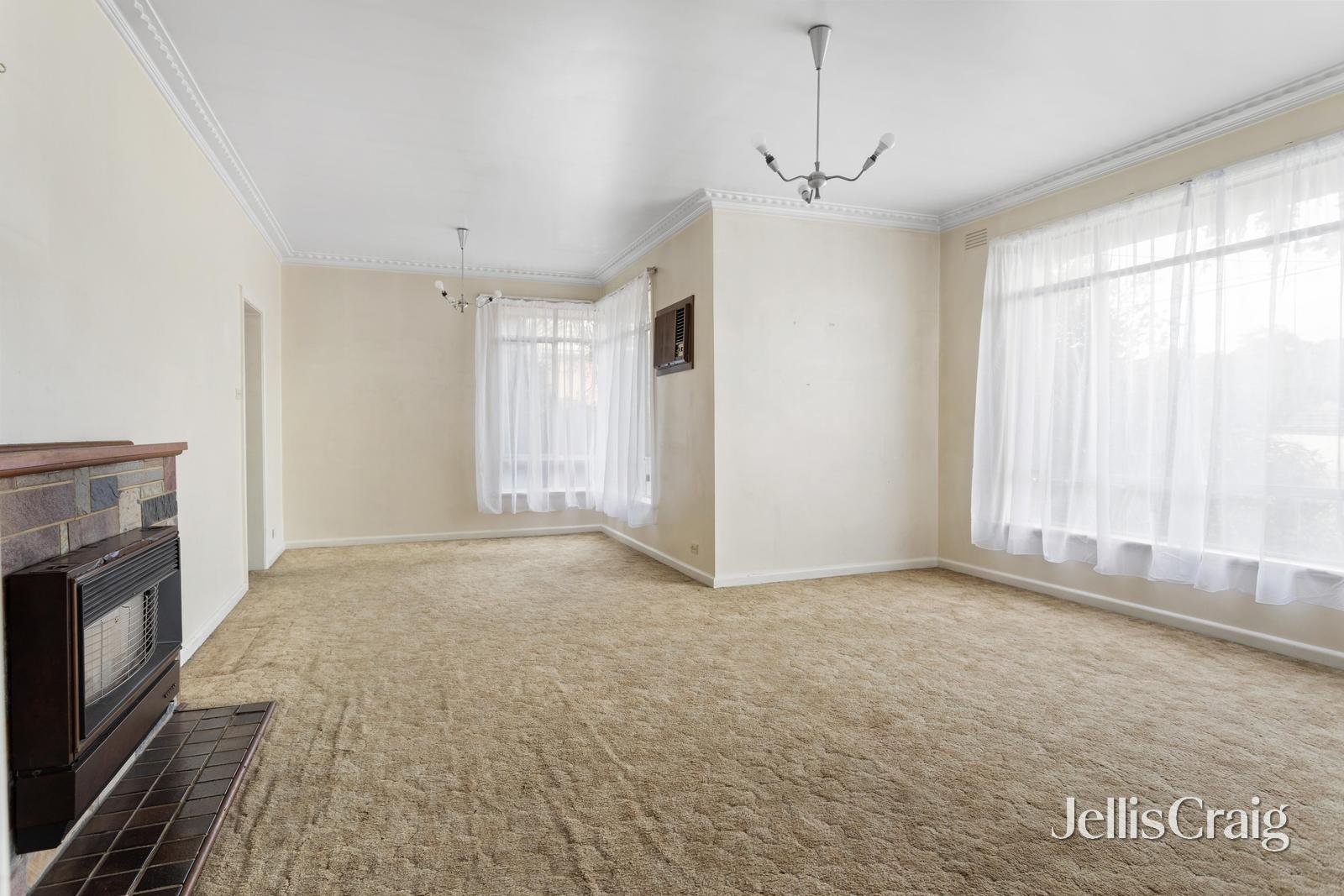 61 Greensborough Road, Macleod image 3
