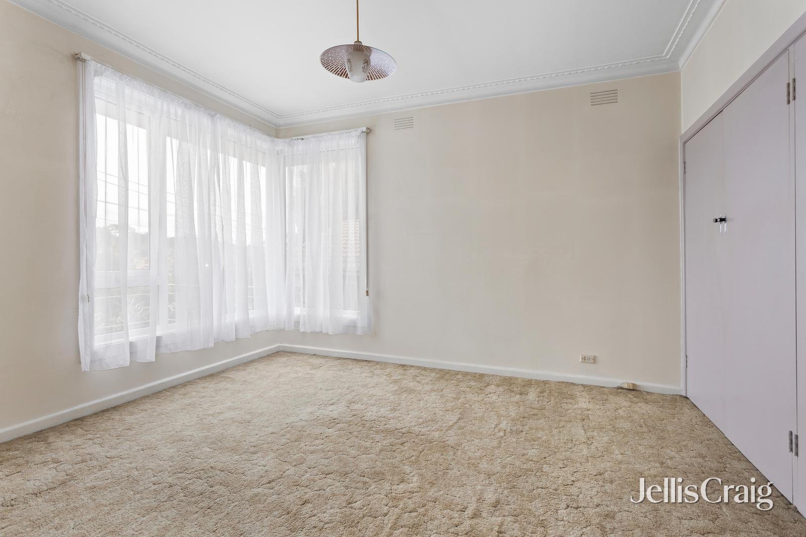 61 Greensborough Road, Macleod image 5