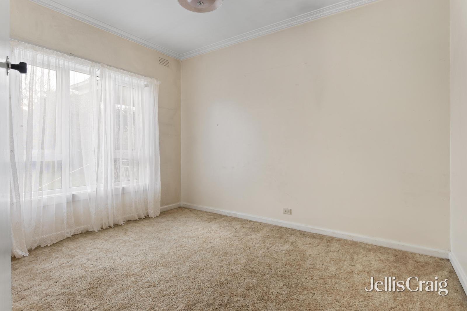61 Greensborough Road, Macleod image 7