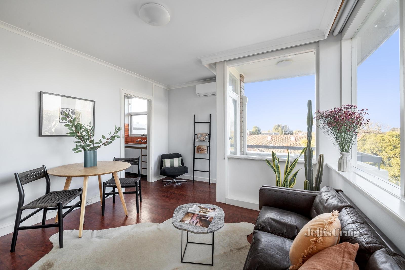 6/1 Hartpury Avenue, Elwood image 1