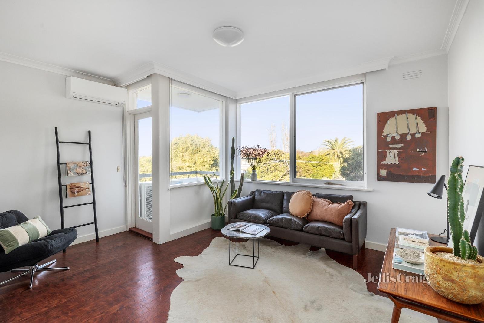 6/1 Hartpury Avenue, Elwood image 2