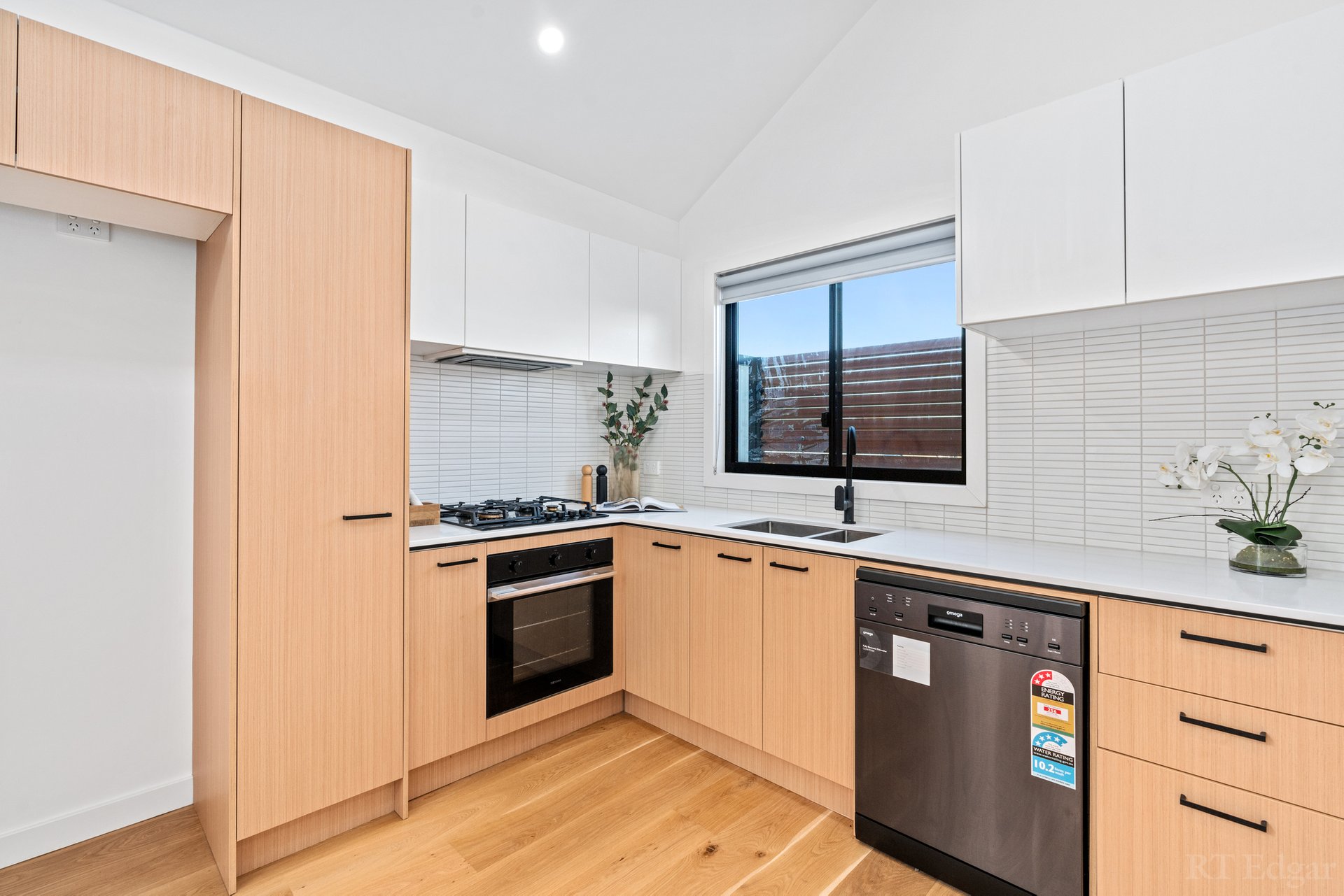 Property Gallery Thumbnail 4