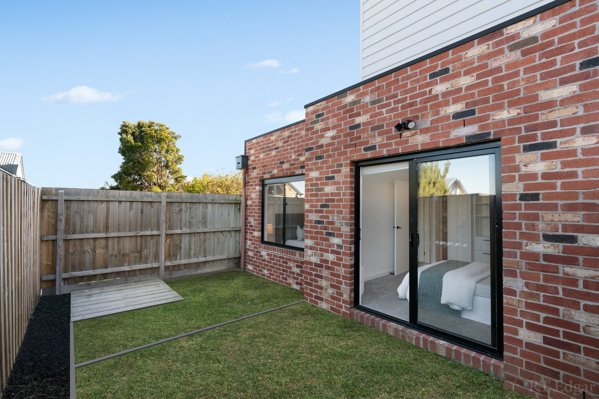 Property Gallery Thumbnail 10